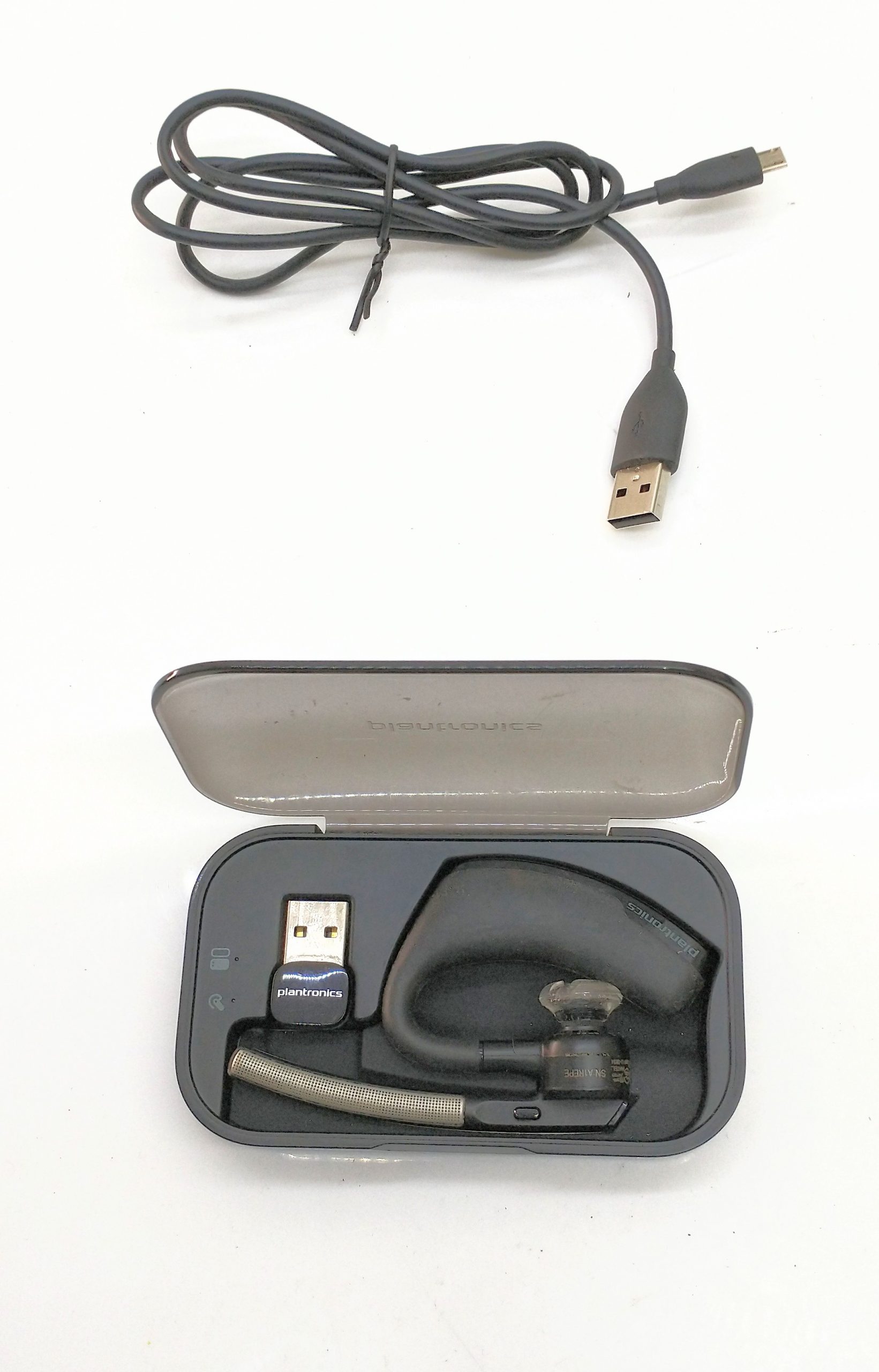 Original Plantronics Voyager Legend Charging Case ONLY – Black, Used, Good Condition