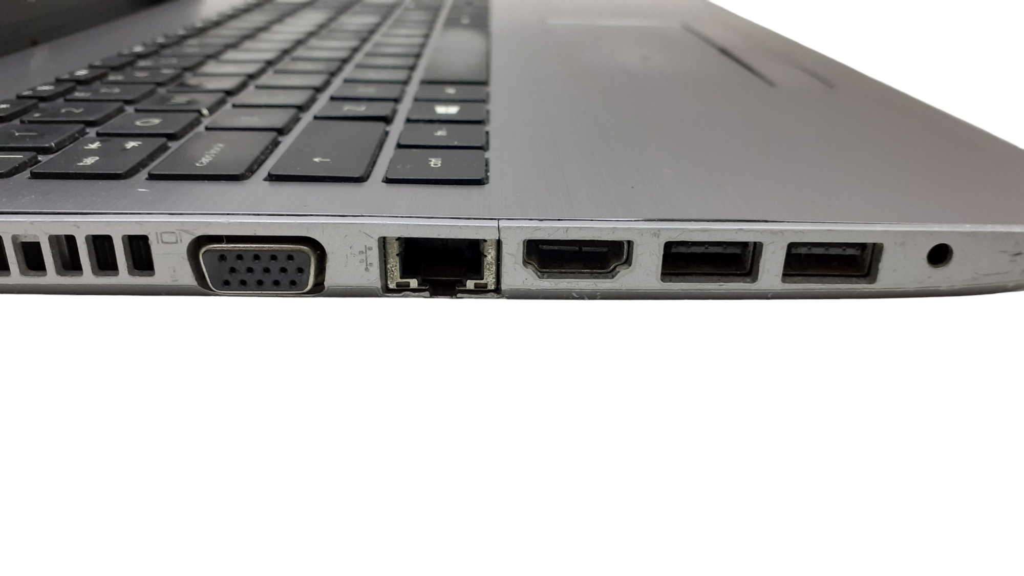HP 250 G6 15.6" Laptop - Intel i5 7th Gen No Ram No SSD **SPARES OR REPAIR** - Image 3