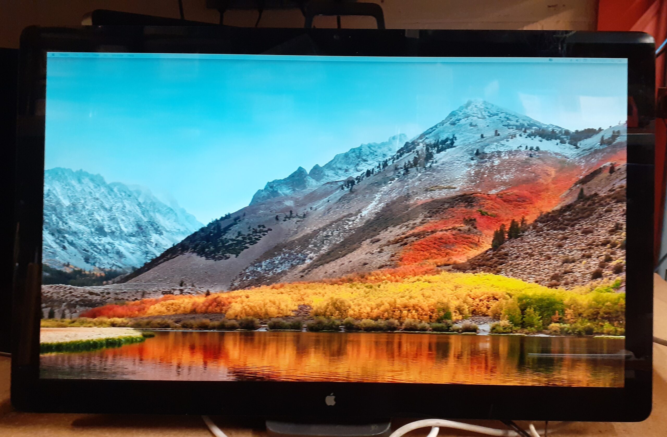 Apple 27" Cinema Display Widescreen Aluminium LED Monitor - No Stand