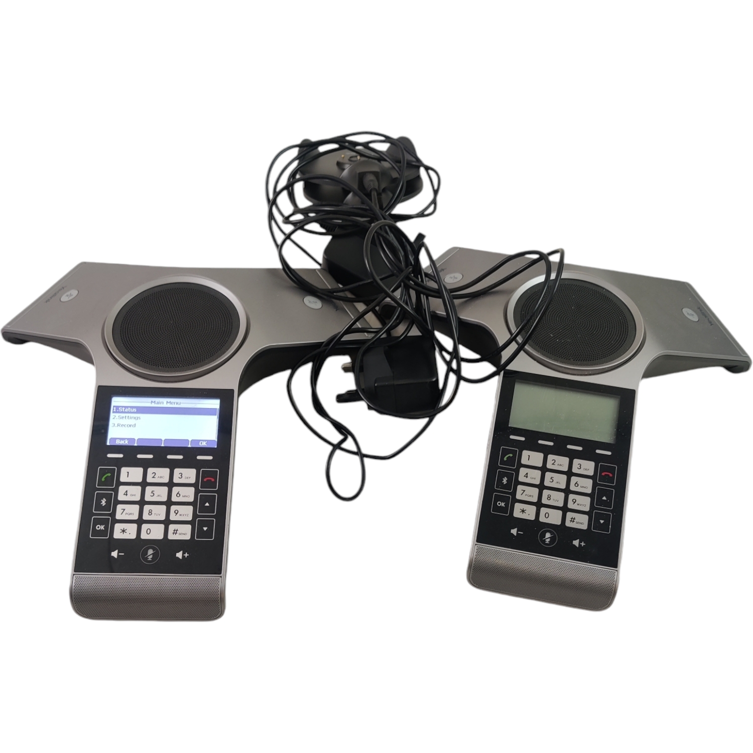 PAIR Yealink CP930W - one needs battery - power/charge cradle
