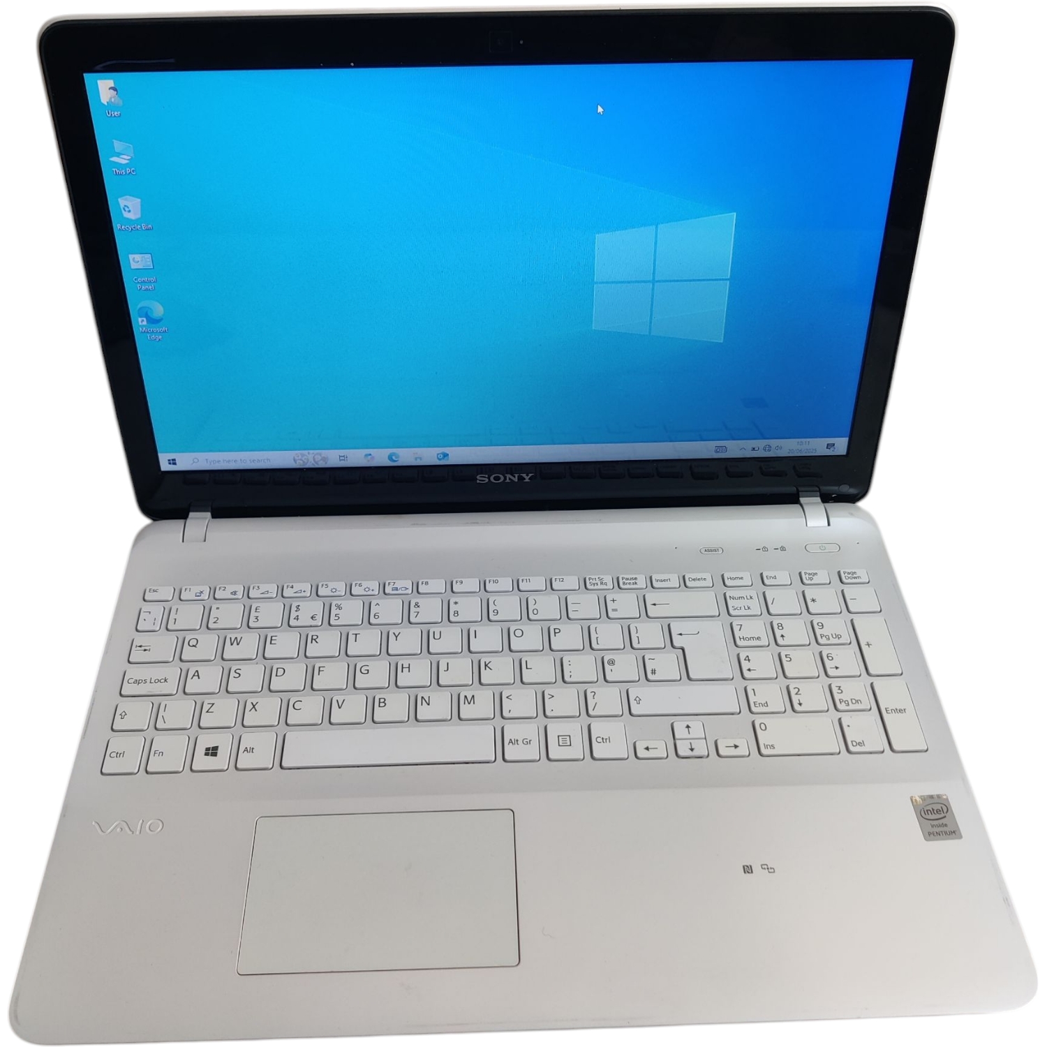 Sony VAIO SVF152C29M Laptop | Intel Pentium 987 1.5GHz | 8GB RAM