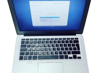 Apple MacBook Pro 15" 2015 A1398 **SPARES or REPAIR** No SSD - i7 4770HQ 2.2GHz 16GB Ram